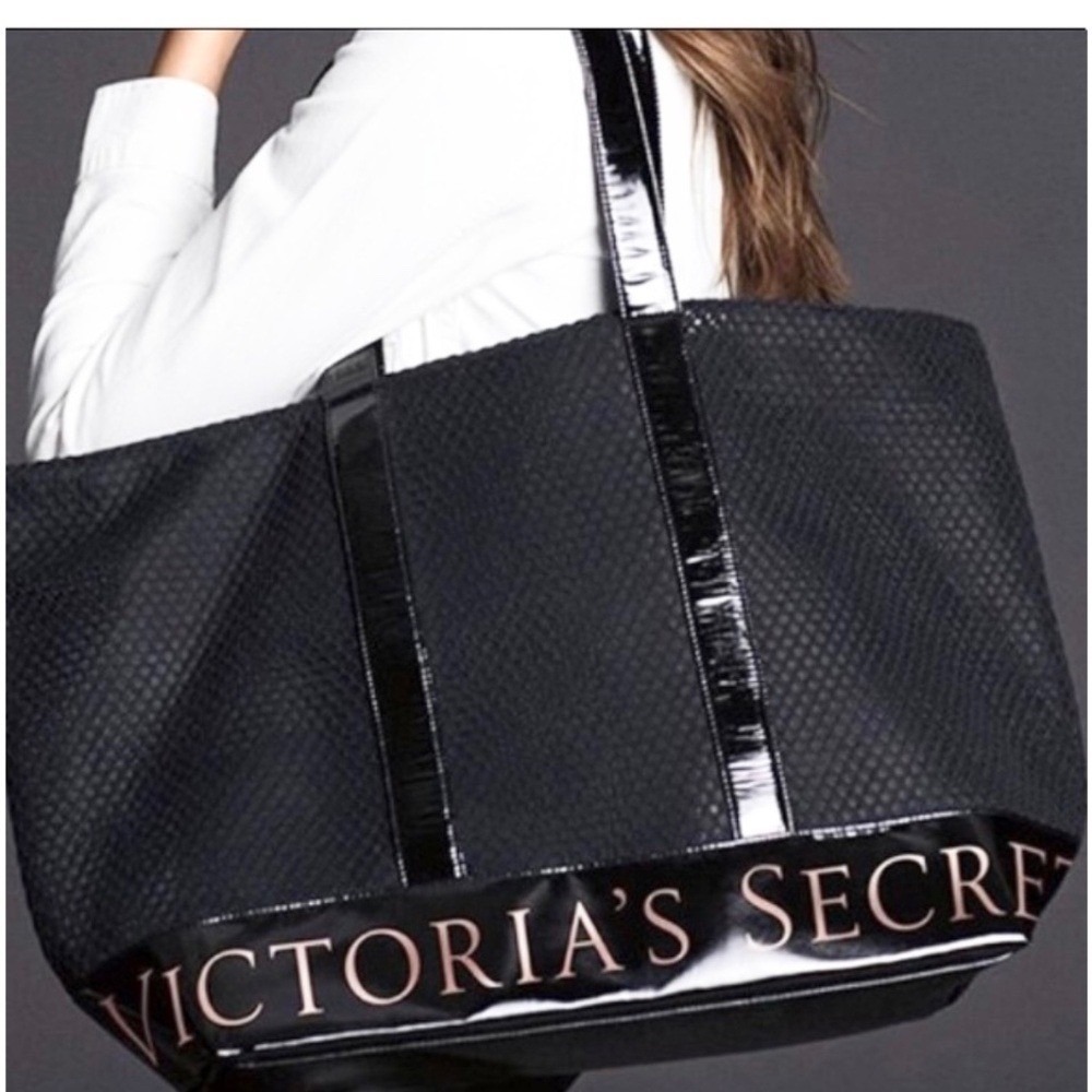 Victoria's Secret Mesh Patent Trim Tote Bag OS Black 11116833
